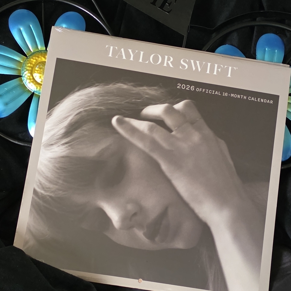 Taylor Swift 2026 Official Calendar 12 Month NWT Swifty Fab Collectible